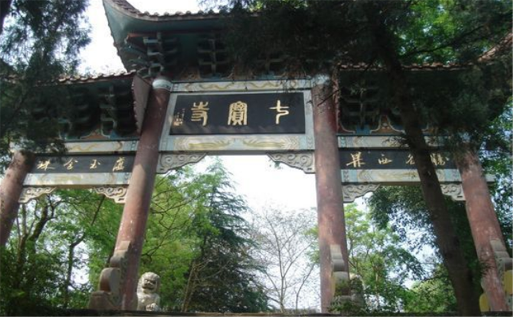 七寶寺中學(xué)學(xué)校環(huán)境怎么樣？